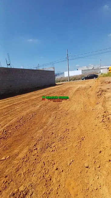 Foto 3 de Terreno / Lote à venda, 200m2 em Sao Jose Dos Campos - SP