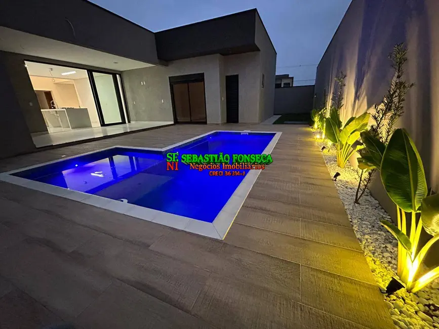 Casa com 3 quartos à venda, 450m2 em Sao Jose Dos Campos - SP - imagem 4 Foto 4 de Casa com 3 quartos à venda, 450m2 em Sao Jose Dos Campos - SP