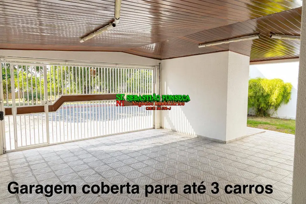 Foto 2 de Casa com 4 quartos à venda, 300m2 em Jardim Santa Maria, Jacarei - SP