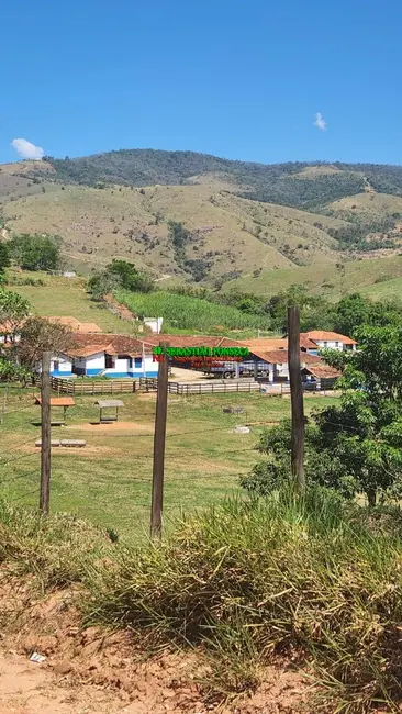 Foto 8 de Fazenda / Haras à venda, 324m2 em Área Rural de Caçapava, Cacapava - SP
