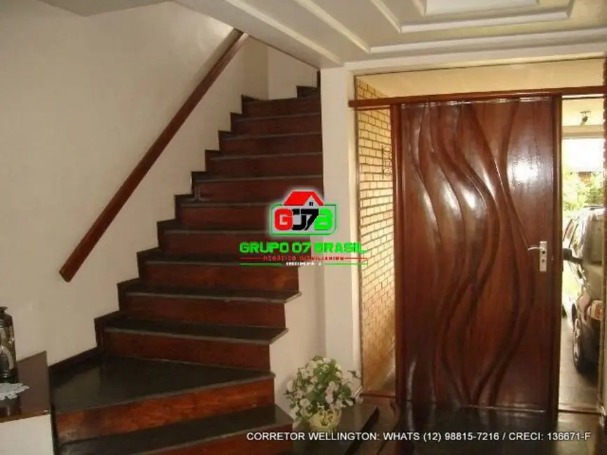 Foto 3 de Casa de Condomínio com 4 quartos à venda, 400m2 em Sao Jose Dos Campos - SP