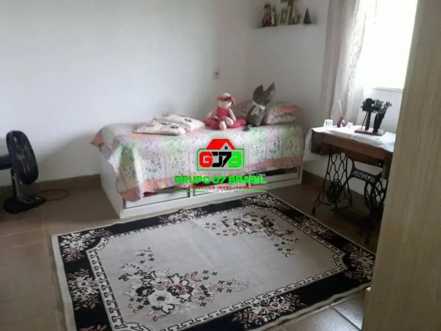 Foto 7 de Chácara com 4 quartos à venda, 120m2 em Chácara Ipês, Cacapava - SP