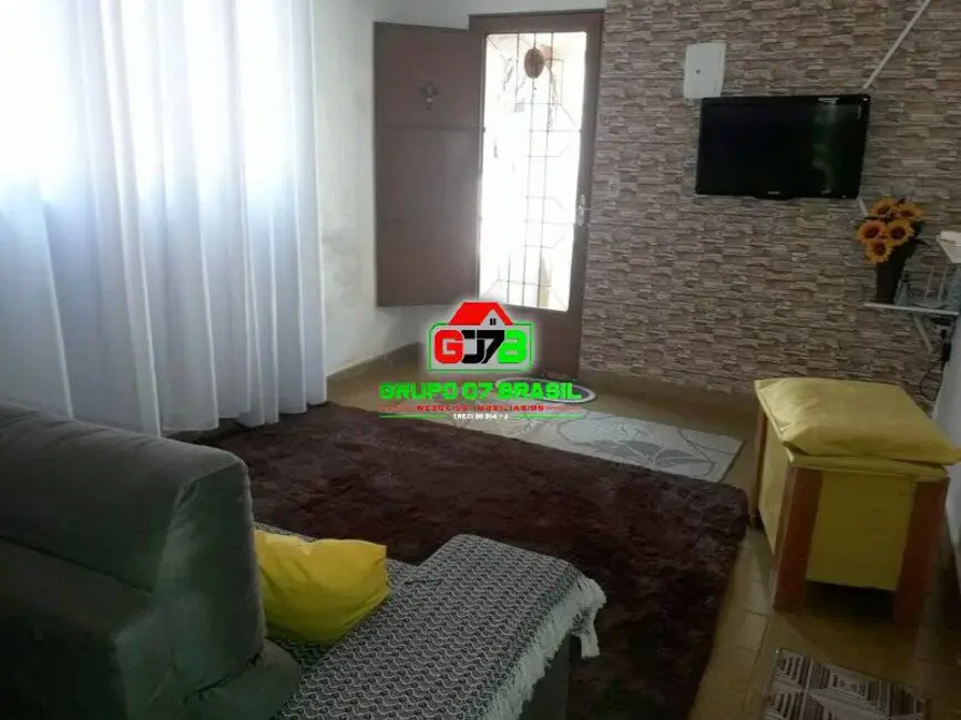 Foto 4 de Chácara com 4 quartos à venda, 120m2 em Chácara Ipês, Cacapava - SP