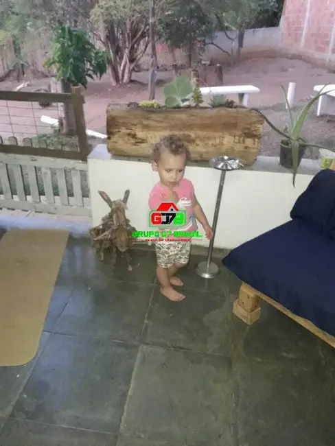 Foto 6 de Chácara com 4 quartos à venda, 120m2 em Chácara Ipês, Cacapava - SP