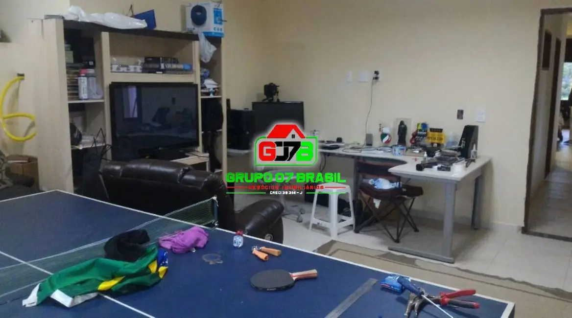 Foto 3 de Casa com 5 quartos à venda, 1400m2 em Jambeiro - SP