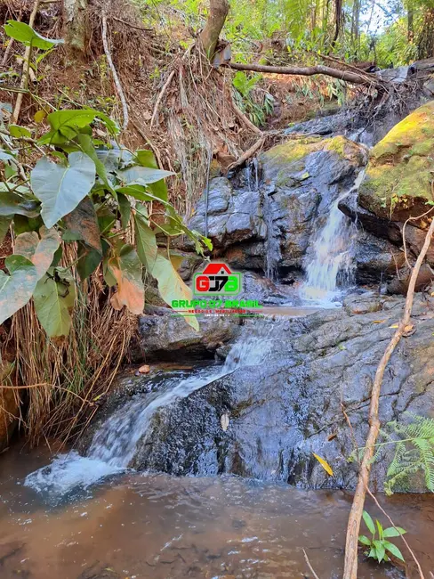 Foto 9 de Sítio / Rancho à venda, 8m2 em Sao Jose Dos Campos - SP