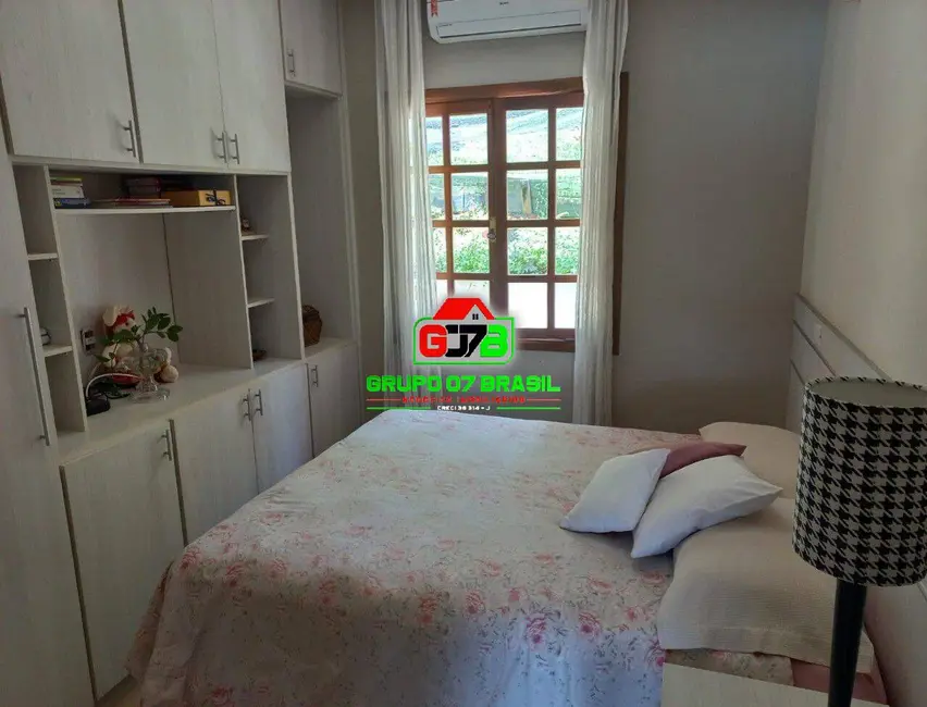 Foto 6 de Casa com 5 quartos à venda, 5500m2 em Chácaras Condomínio Recanto Pássaros II, Jacarei - SP