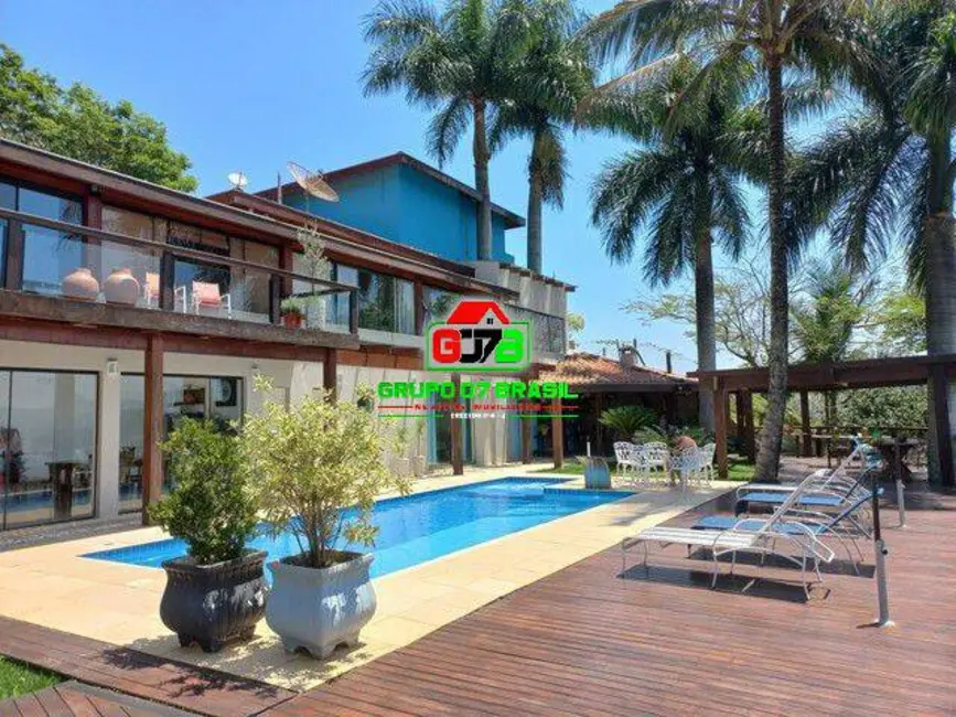 Foto 3 de Casa com 5 quartos à venda, 5500m2 em Chácaras Condomínio Recanto Pássaros II, Jacarei - SP