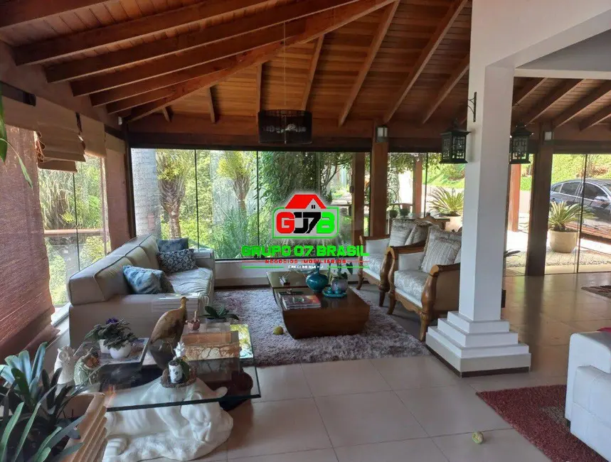 Foto 7 de Casa com 5 quartos à venda, 5500m2 em Chácaras Condomínio Recanto Pássaros II, Jacarei - SP