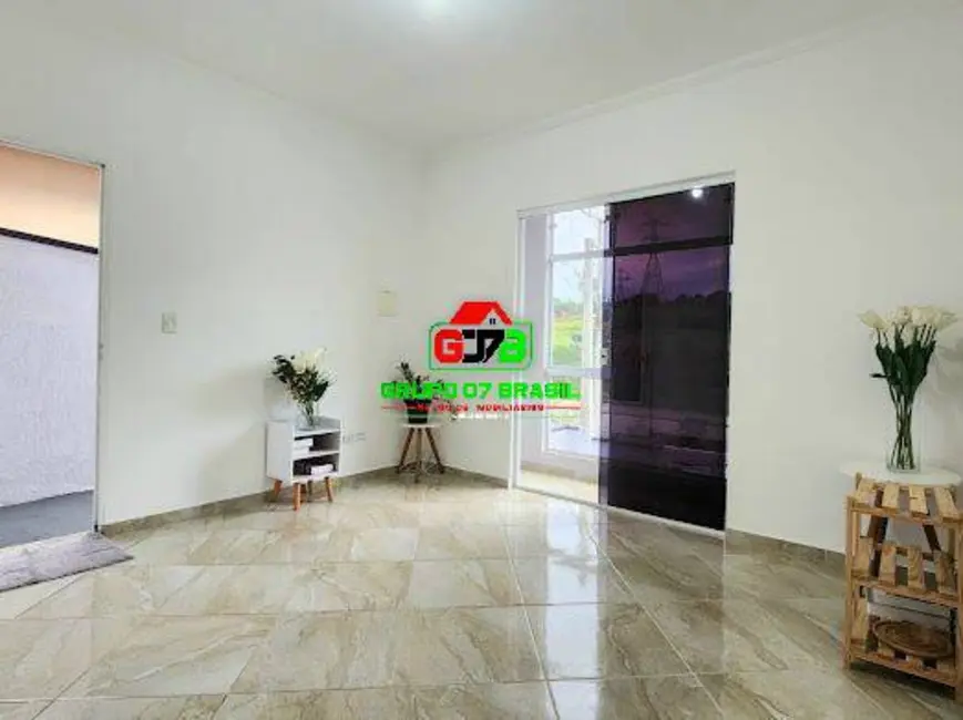 Foto 1 de Casa com 3 quartos à venda, 137m2 em Jardim Continental, Taubate - SP
