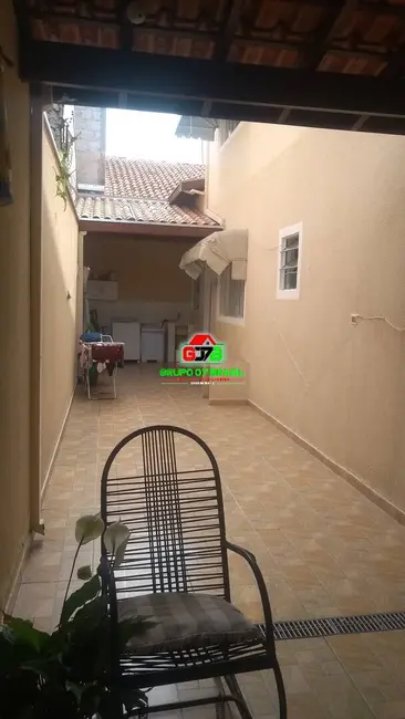 Foto 6 de Sobrado com 3 quartos à venda, 126m2 em Sao Jose Dos Campos - SP