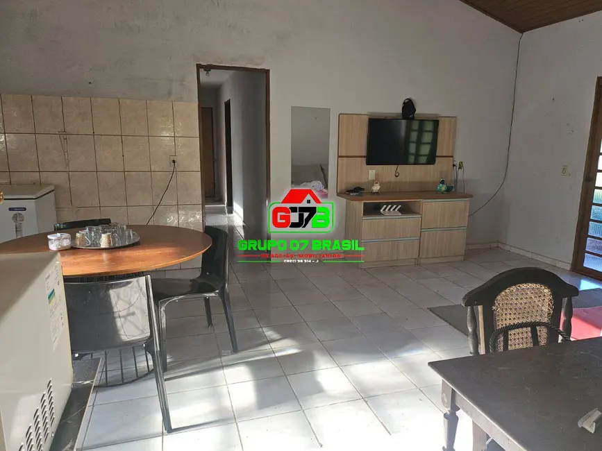 Sítio / Rancho com 3 quartos à venda, 10m2 em Paraibuna - SP - imagem 8 Foto 8 de Sítio / Rancho com 3 quartos à venda, 10m2 em Paraibuna - SP