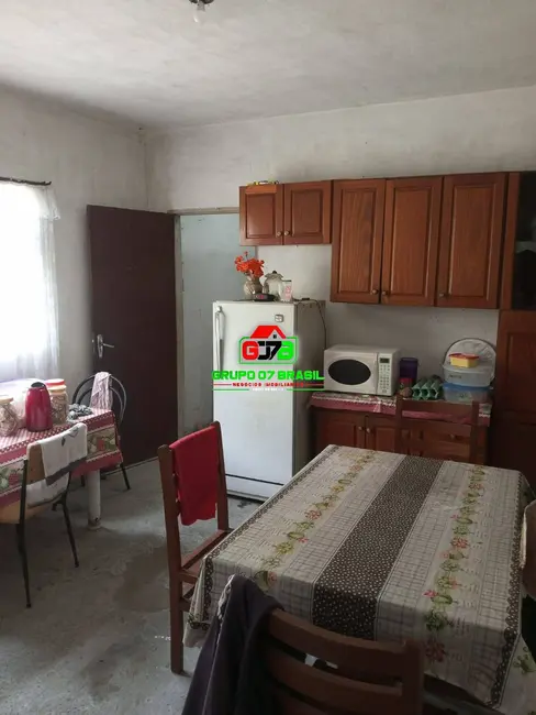 Sítio / Rancho com 3 quartos à venda, 8m2 em Paraibuna - SP - imagem 5 Foto 5 de Sítio / Rancho com 3 quartos à venda, 8m2 em Paraibuna - SP