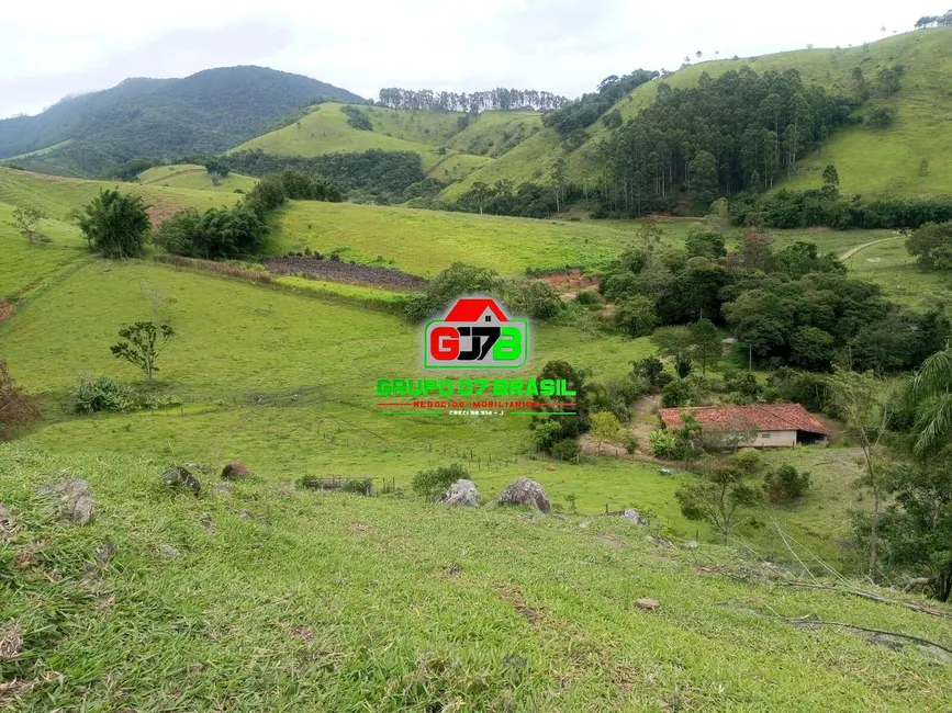 Foto 1 de Sítio / Rancho com 3 quartos à venda, 8m2 em Paraibuna - SP