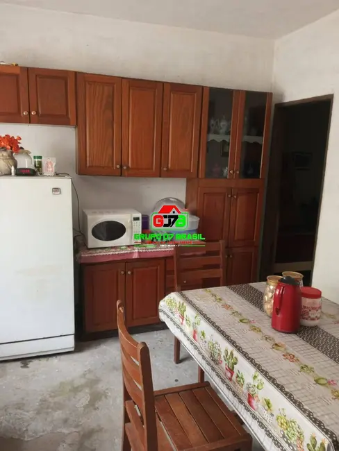 Sítio / Rancho com 3 quartos à venda, 8m2 em Paraibuna - SP - imagem 8 Foto 8 de Sítio / Rancho com 3 quartos à venda, 8m2 em Paraibuna - SP