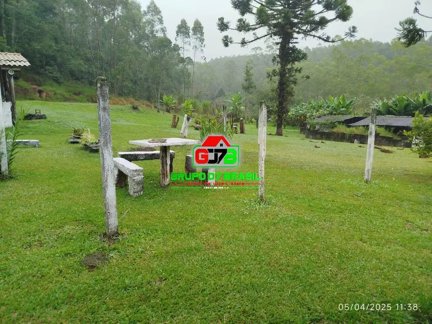 Sítio / Rancho com 4 quartos à venda em Centro, Paraibuna - SP - imagem 9 Foto 9 de Sítio / Rancho com 4 quartos à venda em Centro, Paraibuna - SP