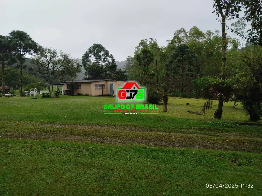 Sítio / Rancho com 4 quartos à venda em Centro, Paraibuna - SP - imagem 5 Foto 5 de Sítio / Rancho com 4 quartos à venda em Centro, Paraibuna - SP
