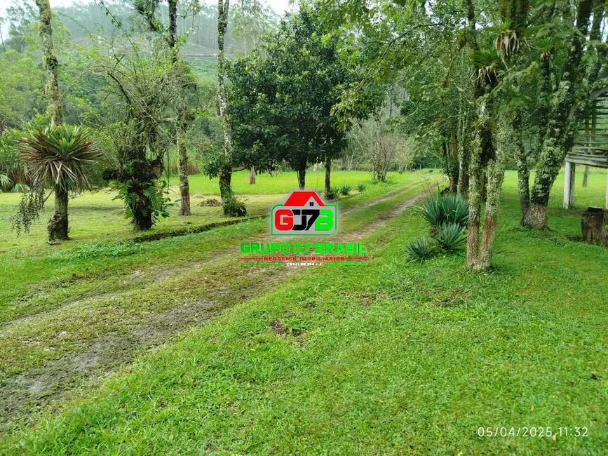 Sítio / Rancho com 4 quartos à venda em Centro, Paraibuna - SP - imagem 7 Foto 7 de Sítio / Rancho com 4 quartos à venda em Centro, Paraibuna - SP