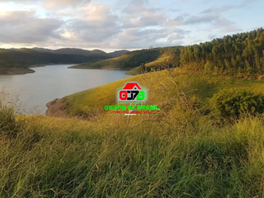 Foto 1 de Fazenda / Haras à venda e para alugar, 320m2 em Centro, Paraibuna - SP