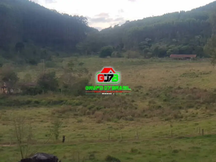 Fazenda / Haras à venda e para alugar, 320m2 em Centro, Paraibuna - SP - imagem 3 Foto 3 de Fazenda / Haras à venda e para alugar, 320m2 em Centro, Paraibuna - SP
