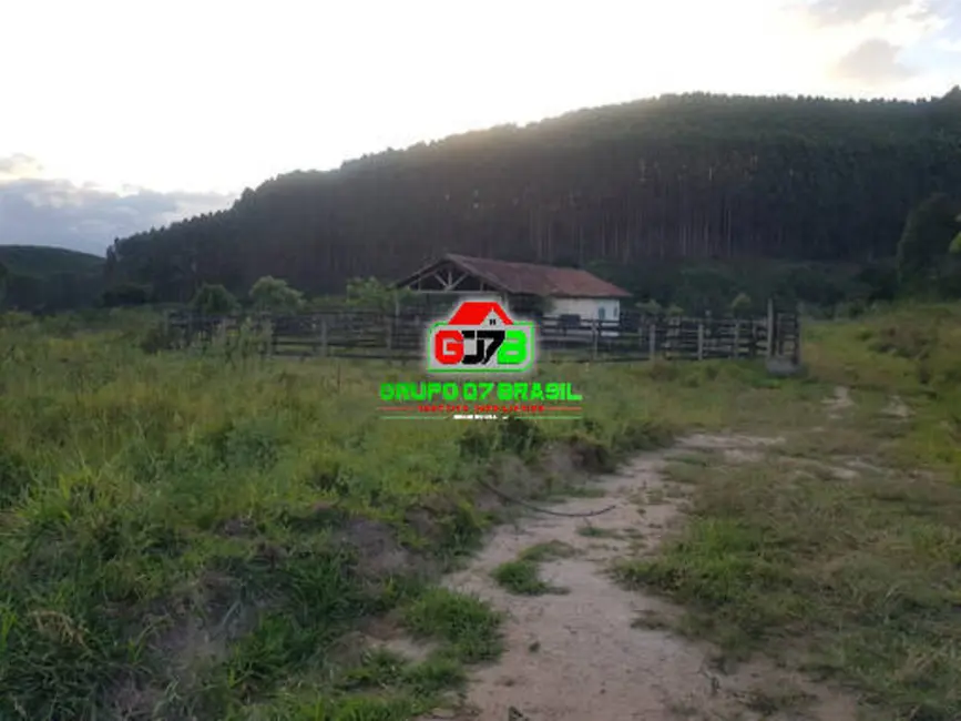 Fazenda / Haras à venda e para alugar, 320m2 em Centro, Paraibuna - SP - imagem 4 Foto 4 de Fazenda / Haras à venda e para alugar, 320m2 em Centro, Paraibuna - SP