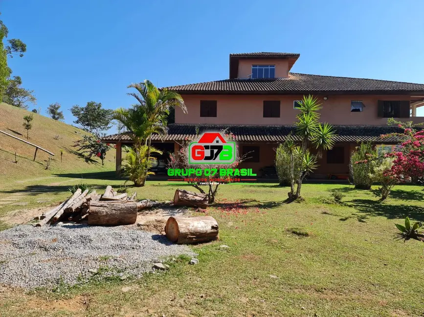 Sítio / Rancho com 10 quartos à venda, 26400m2 em Centro, Paraibuna - SP - imagem 3 Foto 3 de Sítio / Rancho com 10 quartos à venda, 26400m2 em Centro, Paraibuna - SP