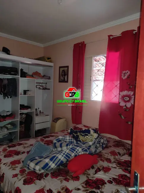 Foto 2 de Casa com 2 quartos à venda, 147m2 em Sao Jose Dos Campos - SP