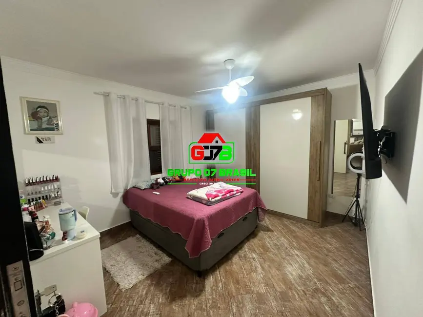 Chácara com 2 quartos à venda, 1000m2 em Sao Jose Dos Campos - SP - imagem 9 Foto 9 de Chácara com 2 quartos à venda, 1000m2 em Sao Jose Dos Campos - SP