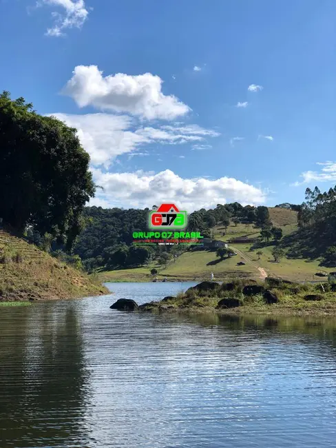 Fazenda / Haras à venda, 85m2 em Paraibuna - SP - imagem 6 Foto 6 de Fazenda / Haras à venda, 85m2 em Paraibuna - SP