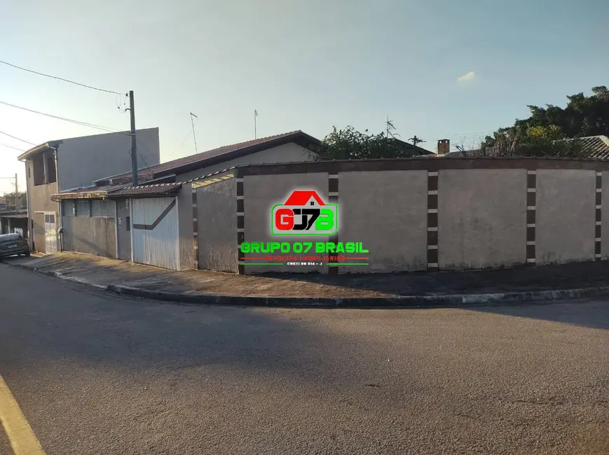Foto 2 de Casa com 3 quartos à venda, 335m2 em Sao Jose Dos Campos - SP