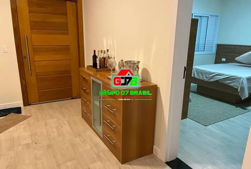 Foto 4 de Casa de Condomínio com 4 quartos à venda e para alugar, 3186m2 em Chácaras Condomínio Recanto Pássaros II, Jacarei - SP