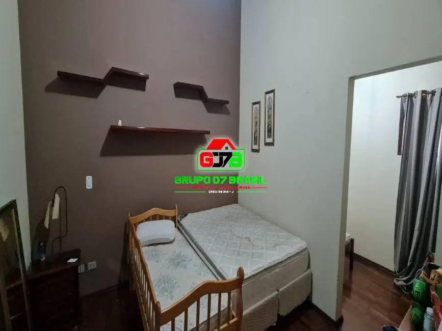 Casa de Condomínio com 4 quartos para alugar, 2592m2 em Chácaras Condomínio Recanto Pássaros II, Jacarei - SP - imagem 4 Foto 4 de Casa de Condomínio com 4 quartos para alugar, 2592m2 em Chácaras Condomínio Recanto Pássaros II, Jacarei - SP