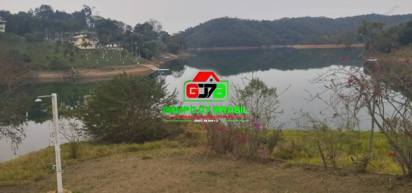 Foto 3 de Casa de Condomínio com 5 quartos à venda, 2490m2 em Chácaras Condomínio Recanto Pássaros II, Jacarei - SP