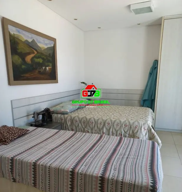 Foto 5 de Casa de Condomínio com 5 quartos à venda e para alugar, 5500m2 em Chácaras Condomínio Recanto Pássaros II, Jacarei - SP