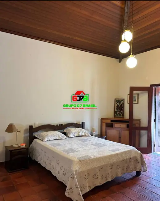 Foto 9 de Casa de Condomínio com 5 quartos à venda e para alugar, 6000m2 em Chácaras Condomínio Recanto Pássaros II, Jacarei - SP