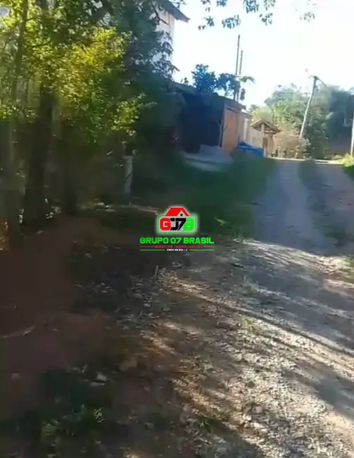 Chácara com 3 quartos à venda, 1500m2 em Paraibuna - SP - imagem 6 Foto 6 de Chácara com 3 quartos à venda, 1500m2 em Paraibuna - SP