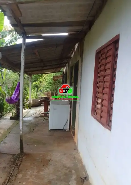 Chácara com 3 quartos à venda, 1500m2 em Paraibuna - SP - imagem 3 Foto 3 de Chácara com 3 quartos à venda, 1500m2 em Paraibuna - SP