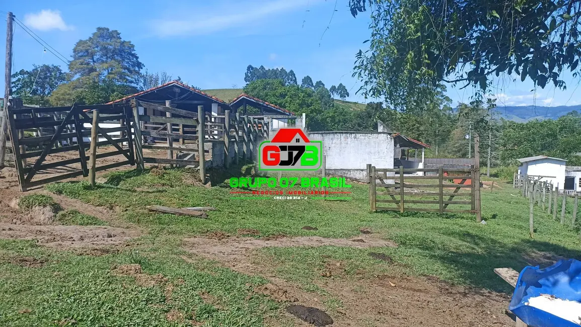 Chácara à venda, 17m2 em Paraibuna - SP - imagem 4 Foto 4 de Chácara à venda, 17m2 em Paraibuna - SP