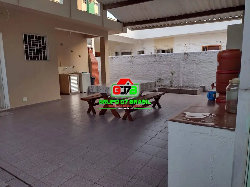 Foto 16 de Casa à venda, 769m2 em Centro, Caraguatatuba - SP