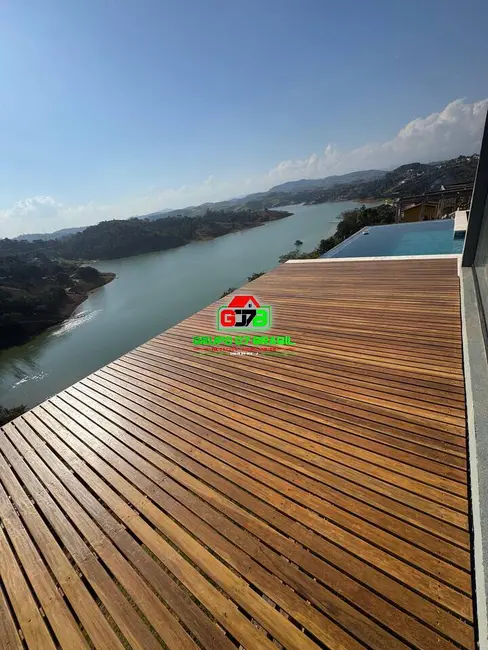 Casa com 4 quartos à venda, 1080m2 em Igarata - SP - imagem 1 Foto 1 de Casa com 4 quartos à venda, 1080m2 em Igarata - SP