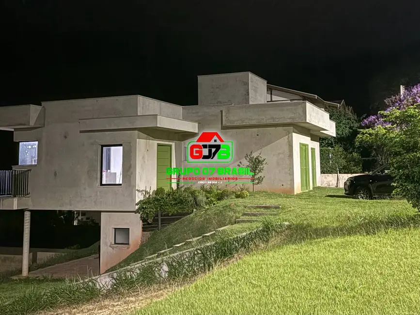 Foto 4 de Casa de Condomínio com 4 quartos à venda, 1000m2 em Paraibuna - SP