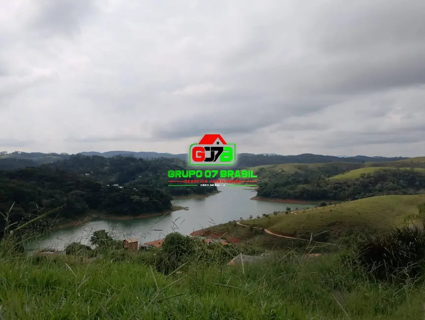 Chácara com 3 quartos à venda, 1000m2 em Jambeiro - SP - imagem 3 Foto 3 de Chácara com 3 quartos à venda, 1000m2 em Jambeiro - SP