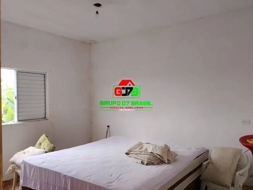 Chácara com 3 quartos à venda, 1000m2 em Jambeiro - SP - imagem 5 Foto 5 de Chácara com 3 quartos à venda, 1000m2 em Jambeiro - SP