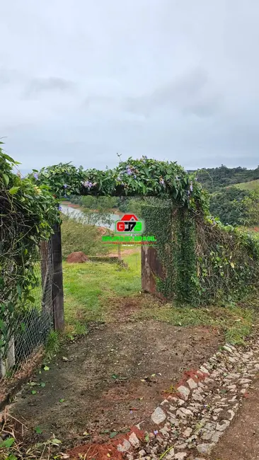 Chácara com 3 quartos à venda, 1000m2 em Jambeiro - SP - imagem 8 Foto 8 de Chácara com 3 quartos à venda, 1000m2 em Jambeiro - SP