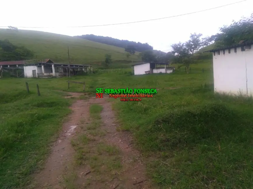 Foto 2 de Fazenda / Haras com 4 quartos à venda, 18m2 em Centro, Jambeiro - SP