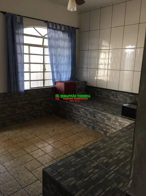 Foto 3 de Casa com 2 quartos à venda, 300m2 em Martim de Sá, Caraguatatuba - SP