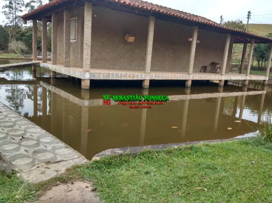 Sítio / Rancho com 7 quartos à venda, 30000m2 em Paraibuna - SP - imagem 8 Foto 8 de Sítio / Rancho com 7 quartos à venda, 30000m2 em Paraibuna - SP