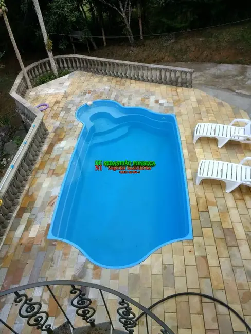 Sítio / Rancho com 3 quartos à venda, 30000m2 em Centro, Paraibuna - SP - imagem 3 Foto 3 de Sítio / Rancho com 3 quartos à venda, 30000m2 em Centro, Paraibuna - SP