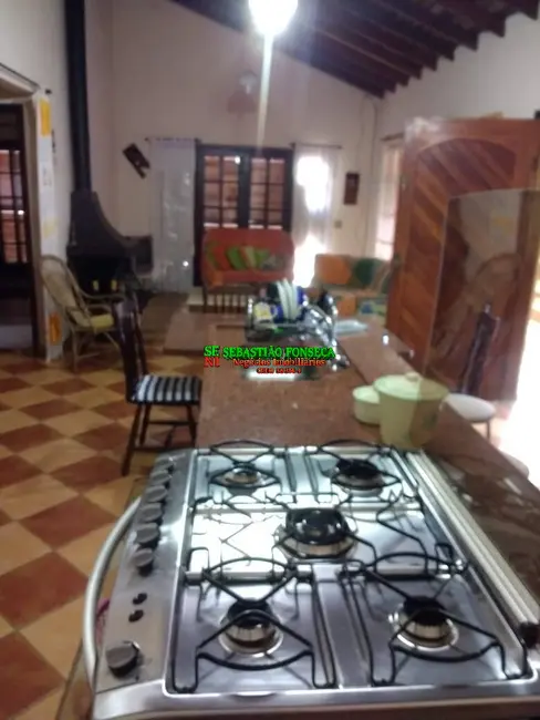 Sítio / Rancho com 3 quartos à venda, 30000m2 em Centro, Paraibuna - SP - imagem 4 Foto 4 de Sítio / Rancho com 3 quartos à venda, 30000m2 em Centro, Paraibuna - SP