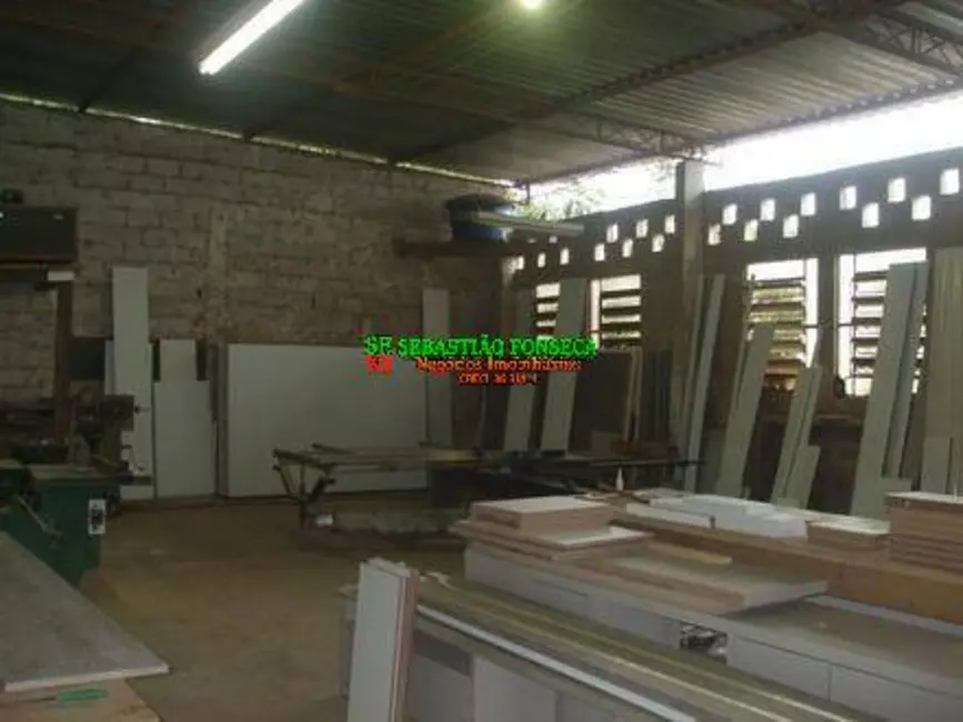 Armazém / Galpão à venda, 1500m2 em Sao Jose Dos Campos - SP - imagem 5 Foto 5 de Armazém / Galpão à venda, 1500m2 em Sao Jose Dos Campos - SP